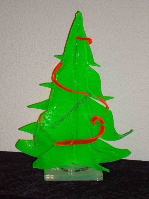 Sculpture titled "Le Sapin vert avec…" by Cristina Marquès, Original Artwork, Plastic