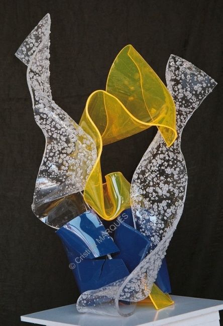 Sculpture titled "La Cage d'Amour" by Cristina Marquès, Original Artwork, Plastic
