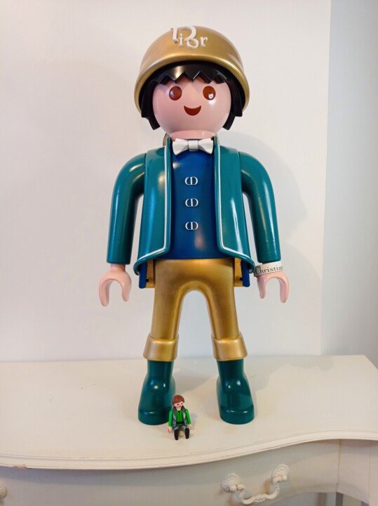 Sculpture intitulée "Playmobil XXL custo…" par Cyborg Corrigé, Œuvre d'art originale, Bombe aérosol