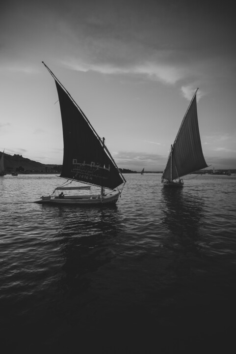 Fotografia intitulada "Nautical twilight,…" por Cyrille Mulot, Obras de arte originais, Fotografia Não Manipulada