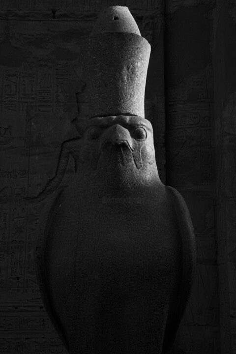 Photography titled "Eye of Horus, Edfu,…" by Cyrille Mulot, Original Artwork, Non Manipulated Photography
