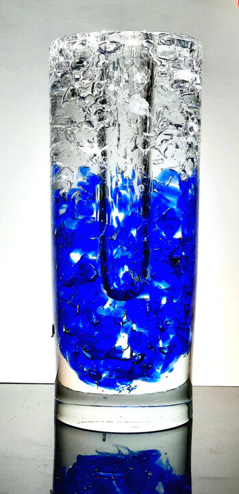 Diseño titulada "Artisitc Blue Vase…" por Czech Art Glass, Obra de arte original, Arte de mesa