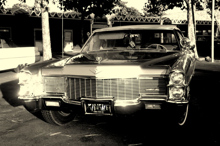 Photography titled "Cadillac Deville 19…" by Dominique Montestier, Original Artwork