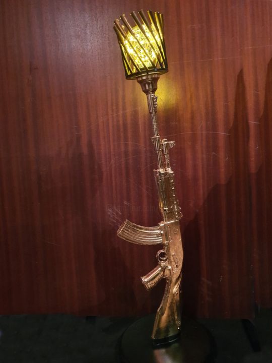 Escultura titulada "AK47 GOLD" por D.S.A.Rt, Obra de arte original, Resina