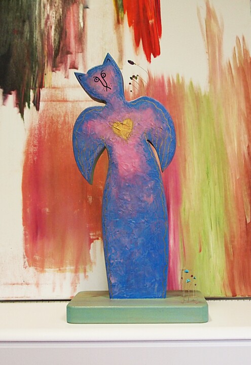 Escultura titulada "Angel the cat" por Daheaven Art, Obra de arte original, Madera