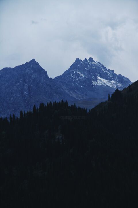 Fotografia intitolato "mountains" da Darya Kalinina, Opera d'arte originale, Fotografia digitale