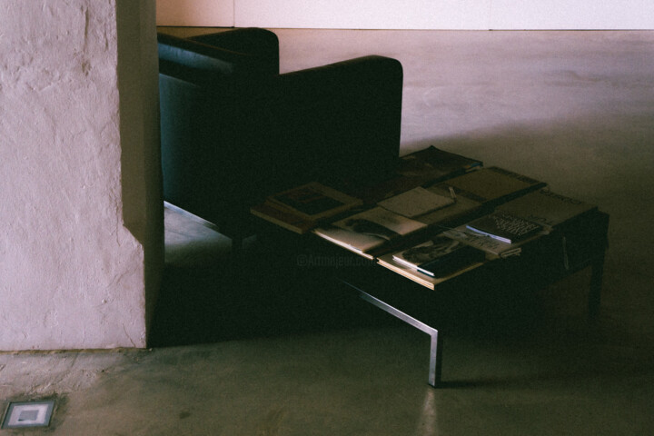 Fotografia zatytułowany „Waiting room” autorstwa Daniel Capita Merino, Oryginalna praca, Fotografia cyfrowa