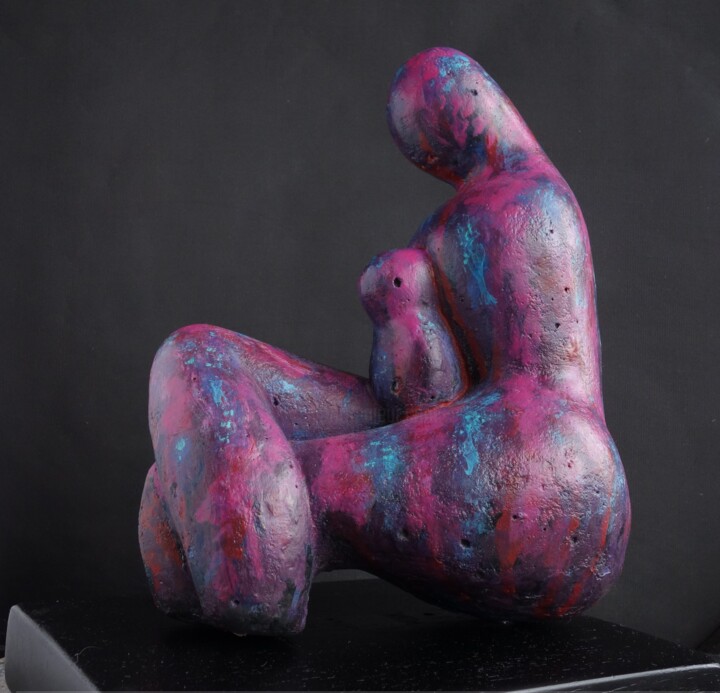 Sculpture titled "Purple Mama" by Daniel Gomez, Original Artwork, Concrete