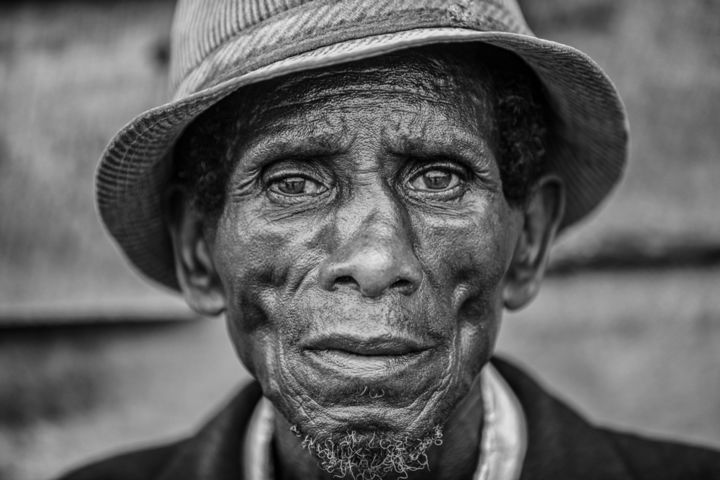 Photography titled "Portrait rwandais" by Daniel Roblin, Original Artwork, Digital Photography