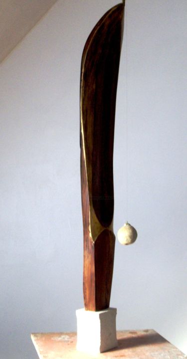 Sculpture titled "Goutte de pierre" by Daniel Rouviere, Original Artwork, Wood