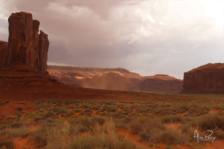 Photography titled "MONUMENT VALLEY 7" by Alain Revy, Original Artwork