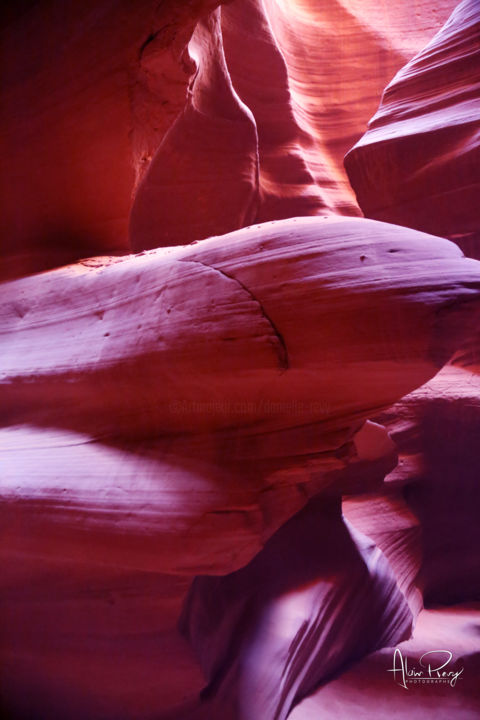 Fotografie mit dem Titel "ANTELOPE CANYON 4" von Alain Revy, Original-Kunstwerk