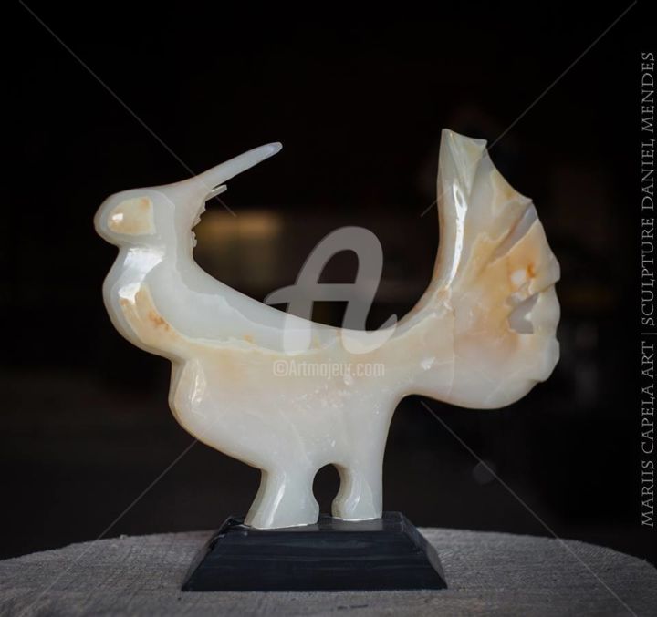 Sculptuur getiteld ""Alado"" door Daniel Leite Mendes, Origineel Kunstwerk, Steen