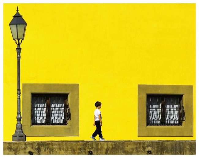 Фотография под названием "yellow" - Danijel Kolega, Подлинное произведение искусства
