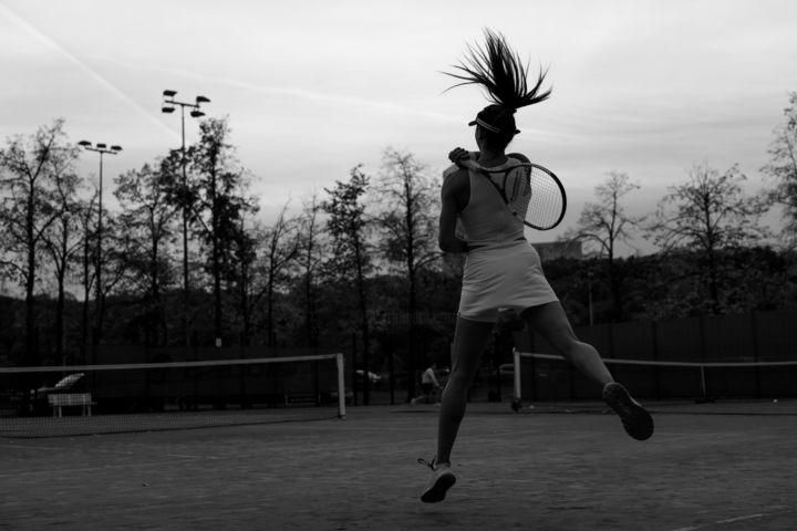 Fotografia intitolato "Tennis court" da Daniil Ivanov, Opera d'arte originale, Fotografia digitale