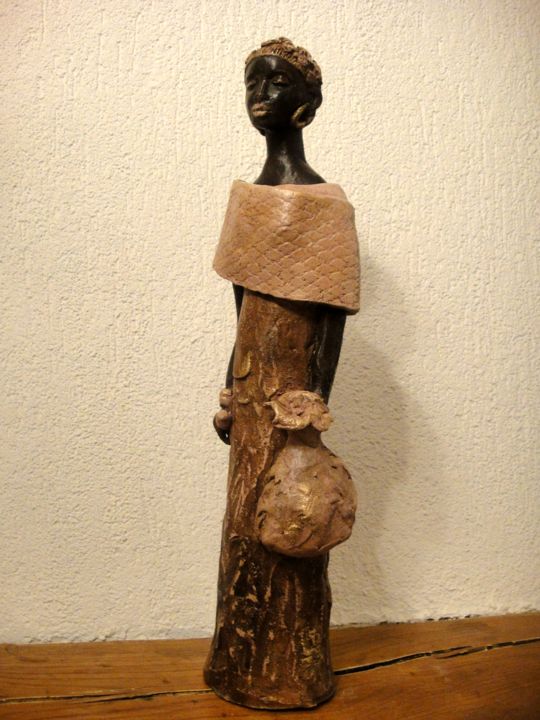 Escultura titulada "Anouck" por Danielle Benotto, Obra de arte original, Terracota