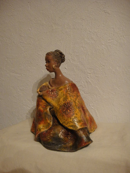 Skulptur mit dem Titel "Nina" von Danielle Benotto, Original-Kunstwerk, Terra cotta