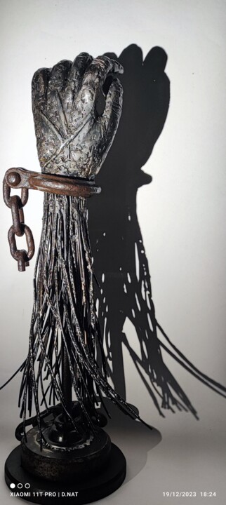 Sculpture titled "Déraciné" by David Nativel, Original Artwork, Metals