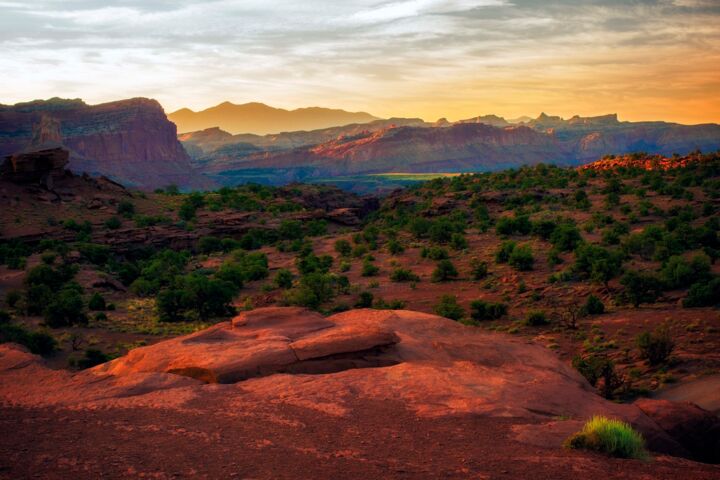 Fotografía titulada "Utah Sunrise" por Decesare, Obra de arte original, Fotografía digital