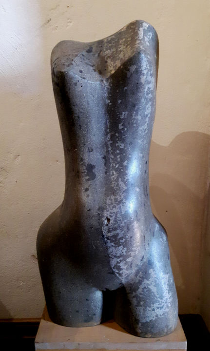 Escultura intitulada "Torso" por Juan Del Balso, Obras de arte originais