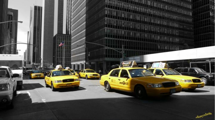 Fotografia zatytułowany „Taxis sur la 5th Av…” autorstwa Jamy Delpias, Oryginalna praca