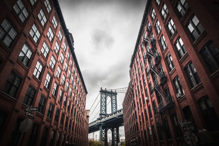 Photographie intitulée "Manhattan Bridge" par Pasqualino De Luca, Œuvre d'art originale, Photographie numérique