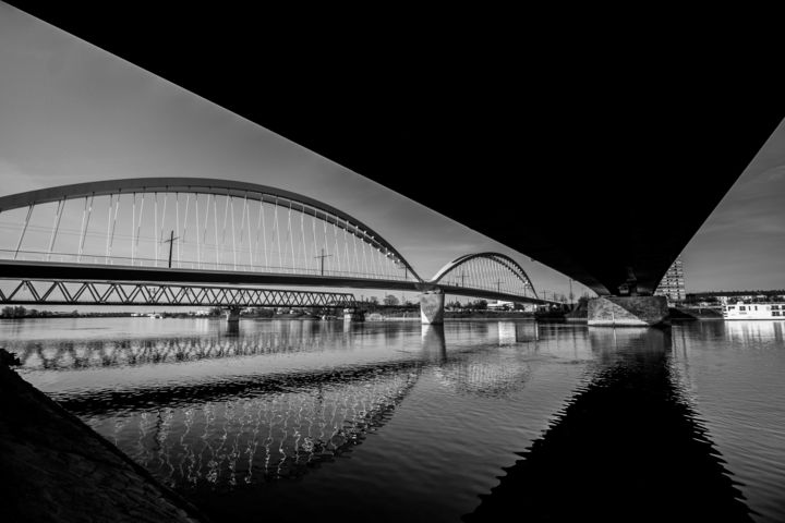 Photographie intitulée "Les trois ponts" par Fender Photographie, Œuvre d'art originale