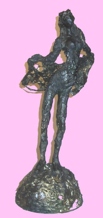 Sculpture titled "La crécelle" by Denise Adolle Arquilliere, Original Artwork, Mixed Media