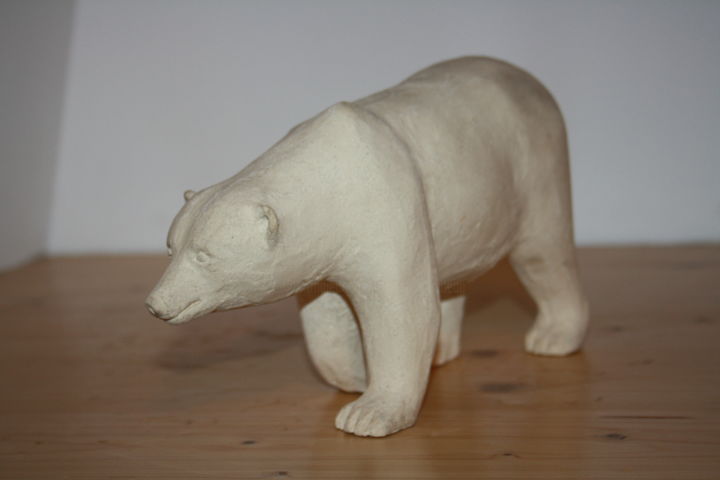 Sculpture titled "ours blanc" by Denis Thebaudeau, Original Artwork, Terra cotta