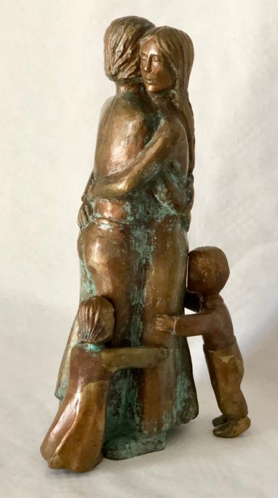 Sculpture titled "famille" by Denis Thebaudeau, Original Artwork, Bronze