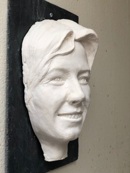 Sculpture intitulée "eclat de rire d'Ann…" par Denis Thebaudeau, Œuvre d'art originale, Plâtre Monté sur Pierre
