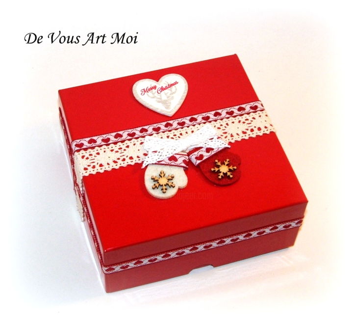 Artisanat intitulée "boite cadeau Noël r…" par Devousartmoi, Œuvre d'art originale, Papeterie et accessoires de fête