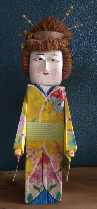 Sculpture titled "Geisha" by Roudon, Original Artwork, Wood