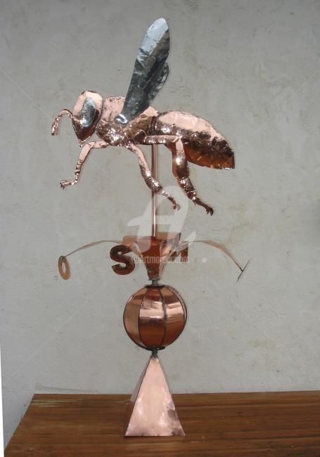 Sculpture titled "Girouette Abeille (…" by Gepo, Original Artwork, Metals