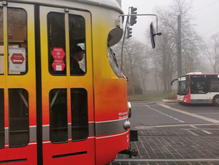 Fotografia intitulada "a colorful tram and…" por Dincer Köse, Obras de arte originais, Fotografia digital