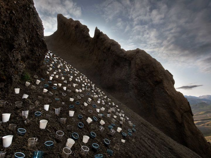 Fotografie mit dem Titel "Plastic Army: Occup…" von Dirk Krull, Original-Kunstwerk, Digitale Fotografie