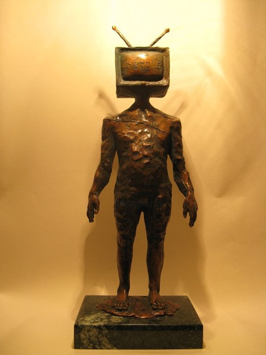 Sculpture intitulée "телезритель" par Dmitrii Morozov, Œuvre d'art originale, Bronze Monté sur Autre panneau rigide