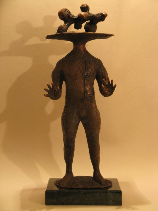 Sculpture intitulée "скульптор" par Dmitrii Morozov, Œuvre d'art originale, Bronze Monté sur Autre panneau rigide