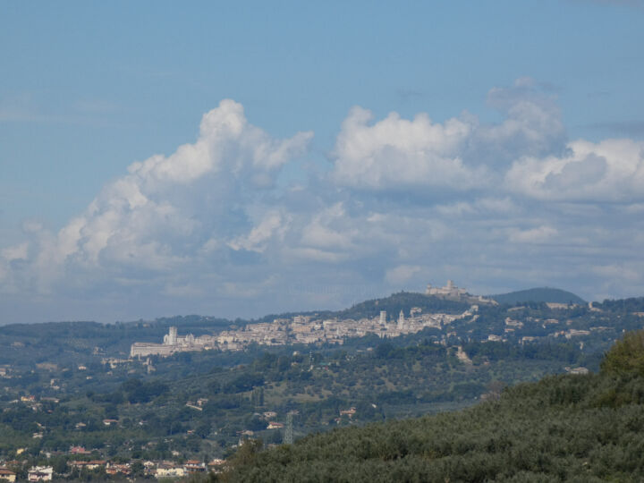 Fotografie getiteld "14. assisi view" door Doen, Origineel Kunstwerk, Digitale fotografie