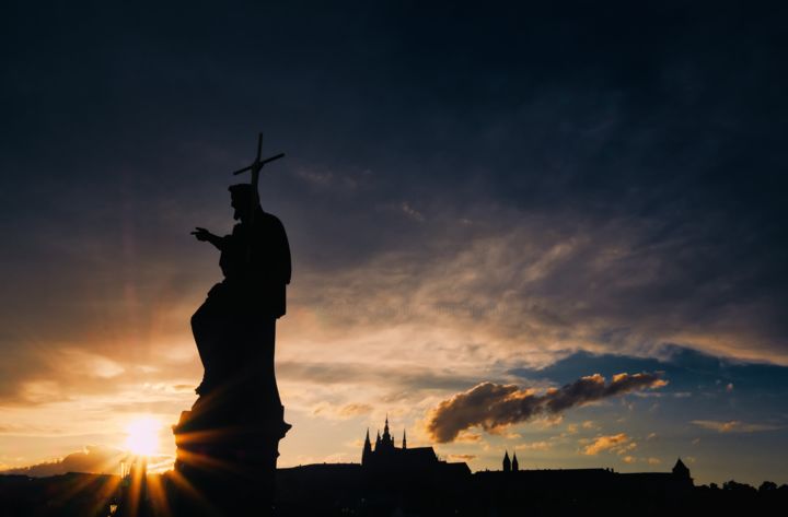 Fotografie getiteld "Praga al tramonto" door Domenico Guddo, Origineel Kunstwerk