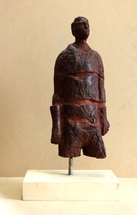 Escultura intitulada "une icone brisée" por Dominique Dupont Dartevelle, Obras de arte originais, Pedra