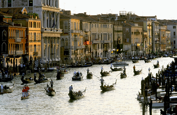 Photographie intitulée "Regata Storica. Ven…" par Dominique Leroy, Œuvre d'art originale