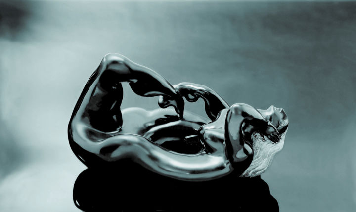 Skulptur mit dem Titel "dancer-black granit…" von Donatella Richtman, Original-Kunstwerk