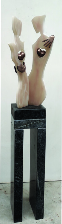 Escultura intitulada "Eternal hug" por Luis Queimadela, Obras de arte originais, Resina