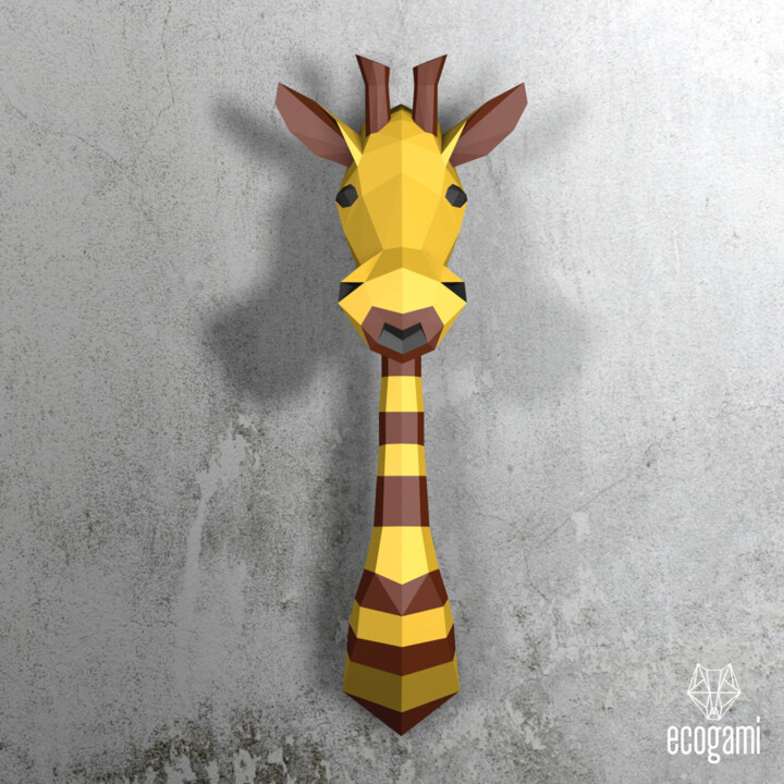Sculpture titled "Trophée de girafe p…" by Ecogami, Original Artwork, Paper
