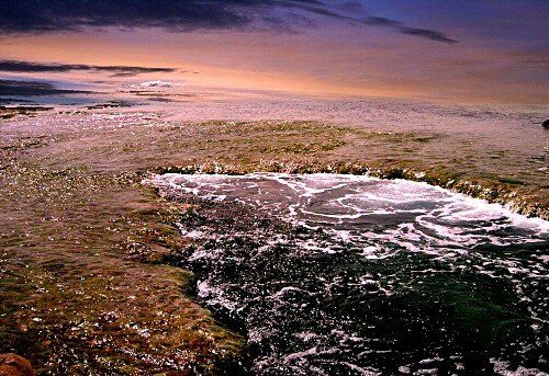 Photographie intitulée "And sea has broken…" par Efi Keren, Œuvre d'art originale,