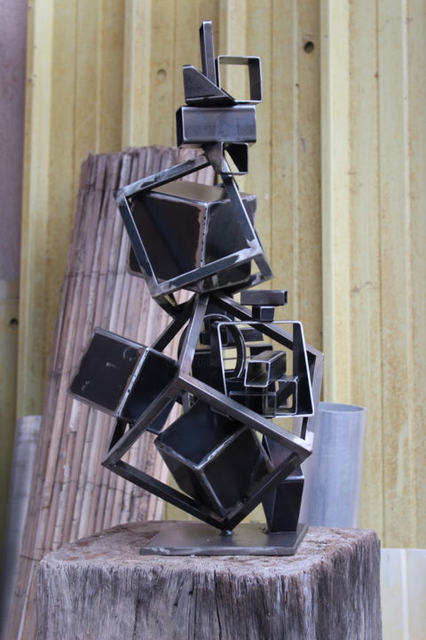 Skulptur mit dem Titel "EldeKan "Big Totem…" von Eldekan, Original-Kunstwerk, Metalle