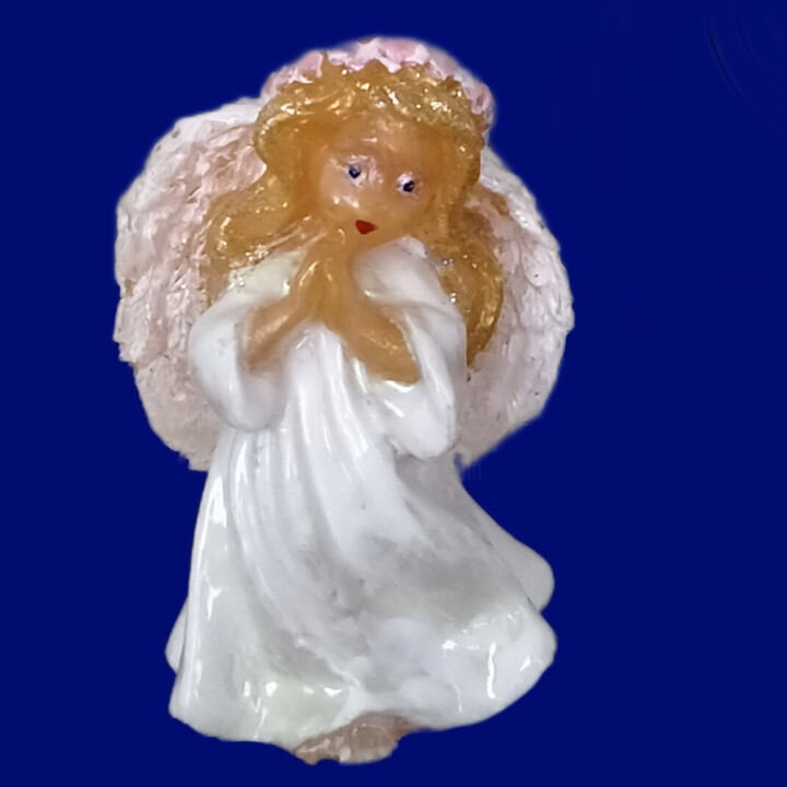 Scultura intitolato "Angel figurine" da Elena Titenko (LeTi), Opera d'arte originale, Resina