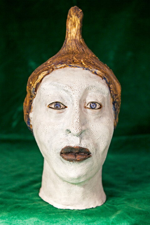 Sculpture titled "Khan" by Elena Uljancic, Original Artwork, Ceramics