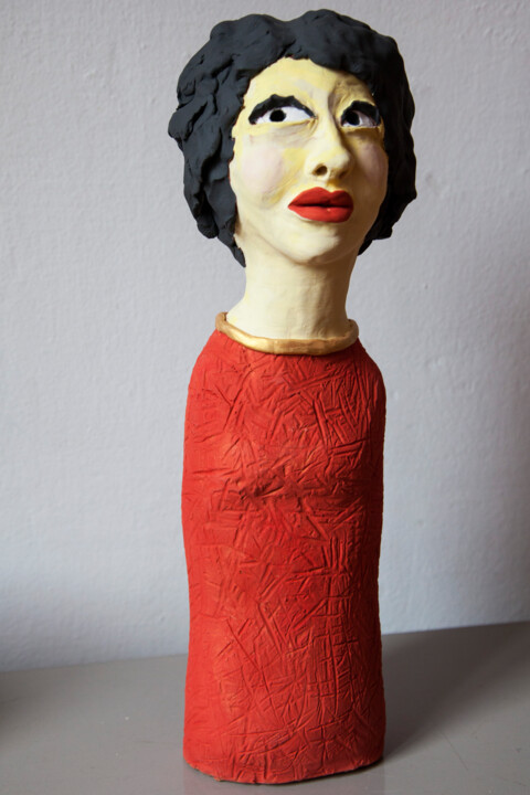 Sculpture titled "Miss Amalia" by Elena Uljancic, Original Artwork, Ceramics